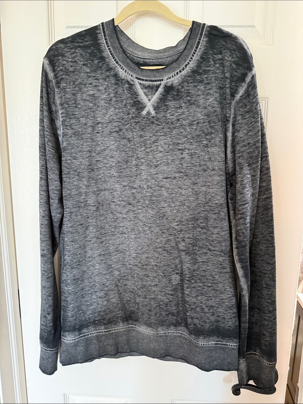 Men's Heather Gray Crewneck Shirt